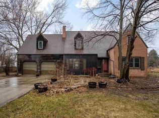624 Oleary St, Neenah, WI 54956