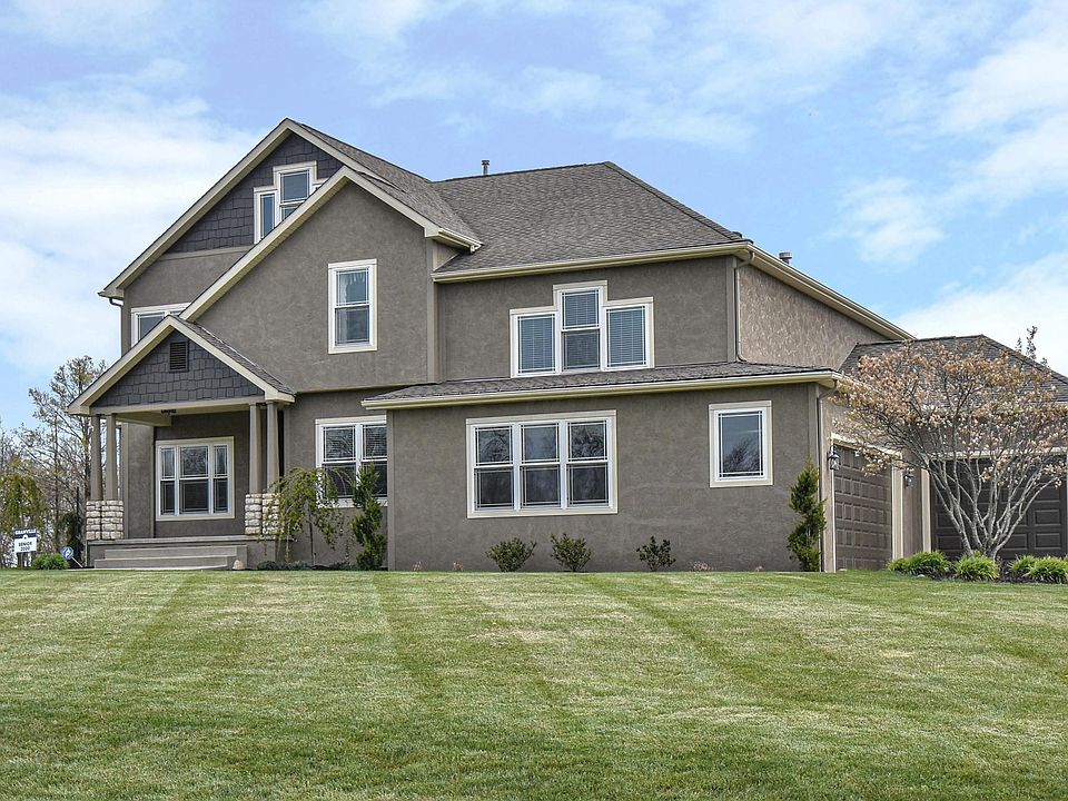 1st image of 112 Blackstone Ct SW