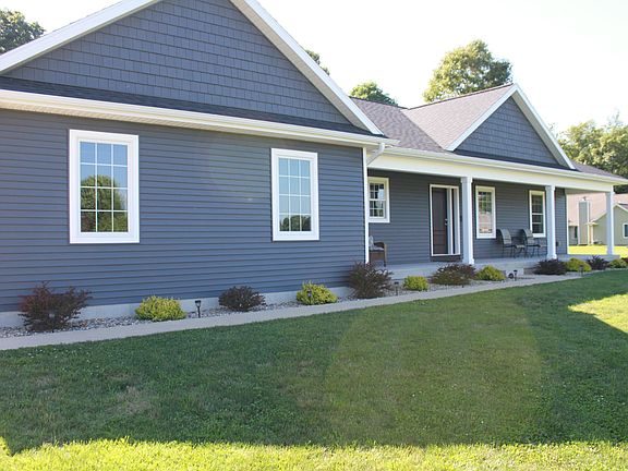 3rd image of 49610 Wentworth Dr