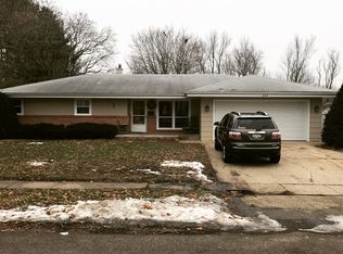 209 E Main St, Stillman Valley, IL 61084