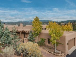 84 Circle Dr, Santa Fe, NM 87501
