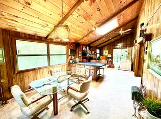 32 Country Club Rd, West Dover, VT 05356