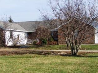 2810 S Justen Rd, McHenry, IL 60050