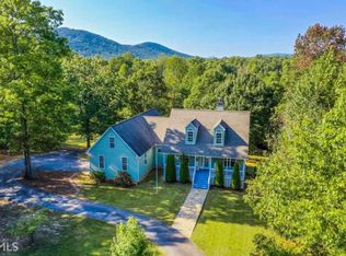 566 Stonebrook Trl, Cleveland, GA 30528