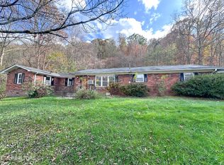 942 Archer Rd, Luttrell, TN 37779