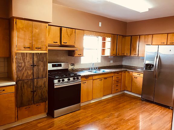 2nd image of 4932 N Kentucky Ave #2