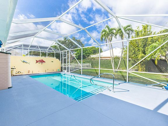 2nd image of 8517 E Garden Oaks Cir