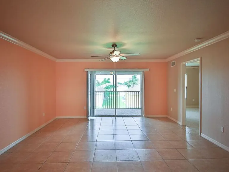 Santa Barbara Villas - Move in Special — Photo 43