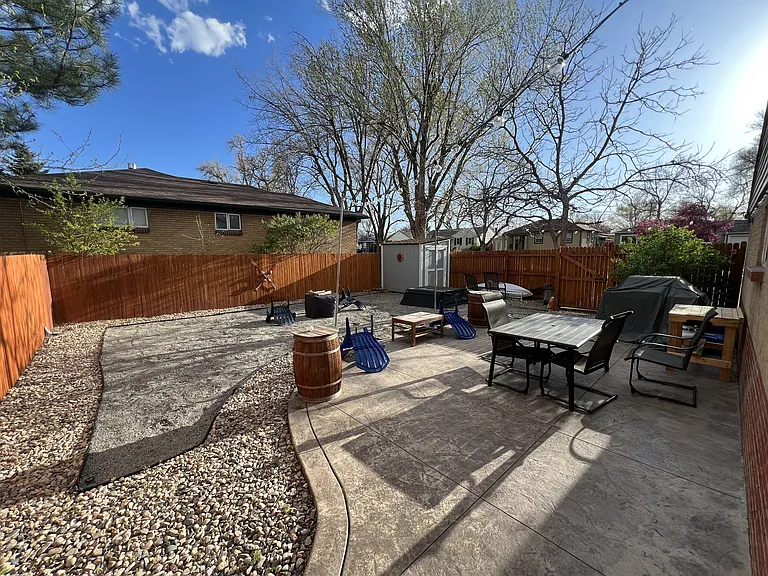 2246 Kendall St — Photo 1