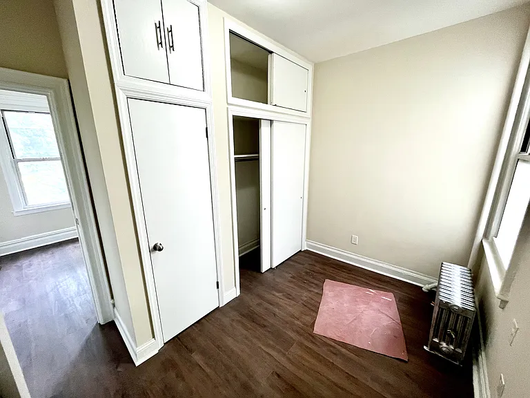 22-38 41st St #1 — Photo 9