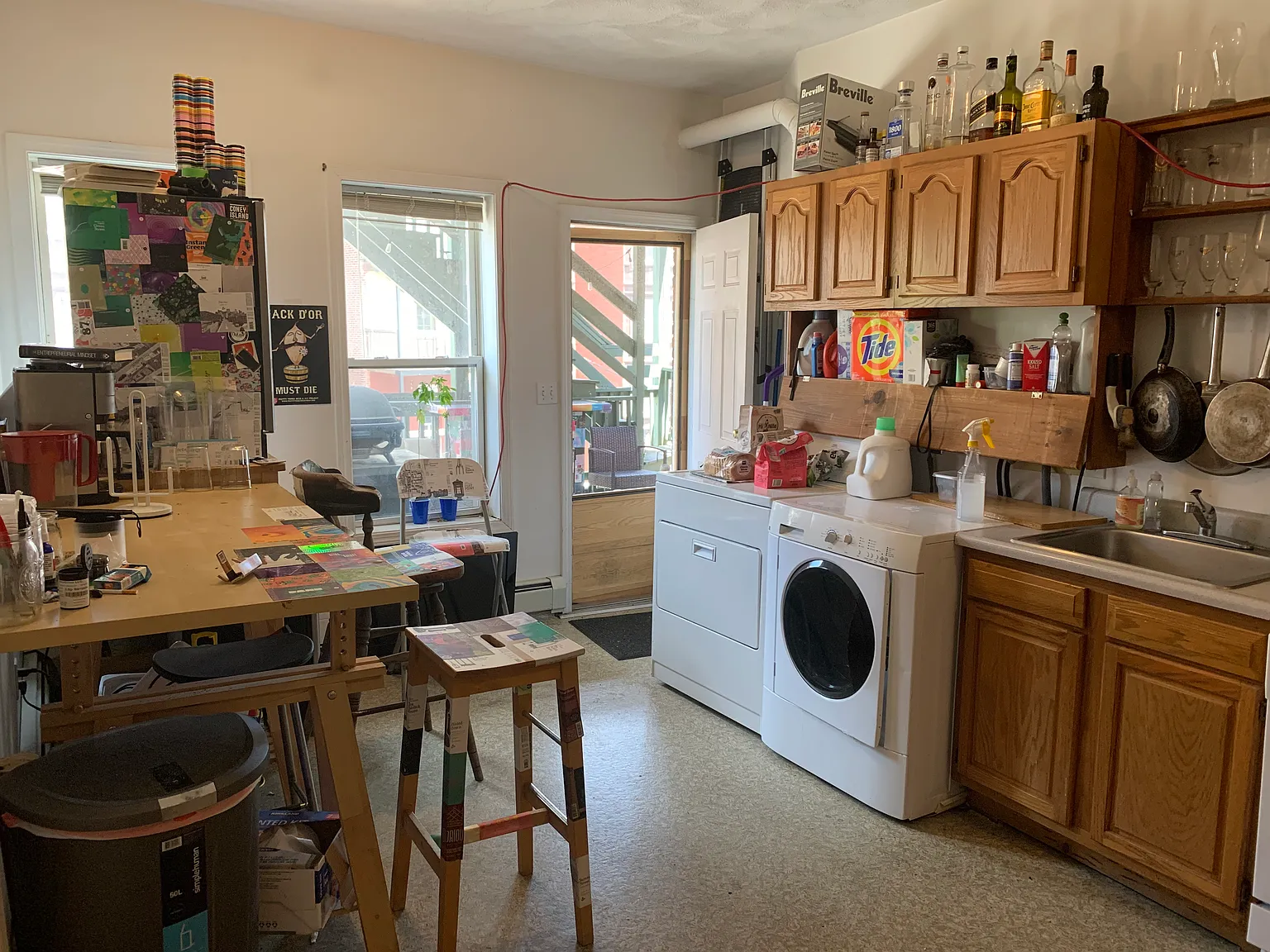 4 bed, $1,300 — Photo 2