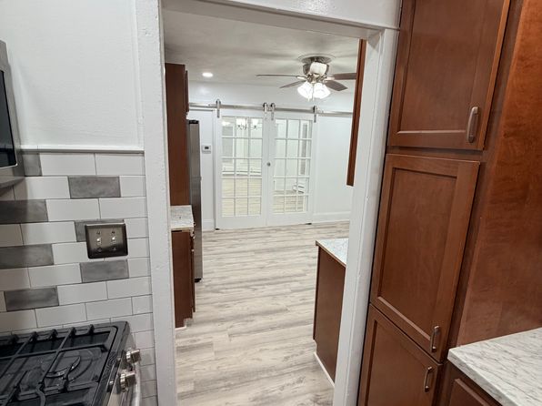 (undisclosed Address)