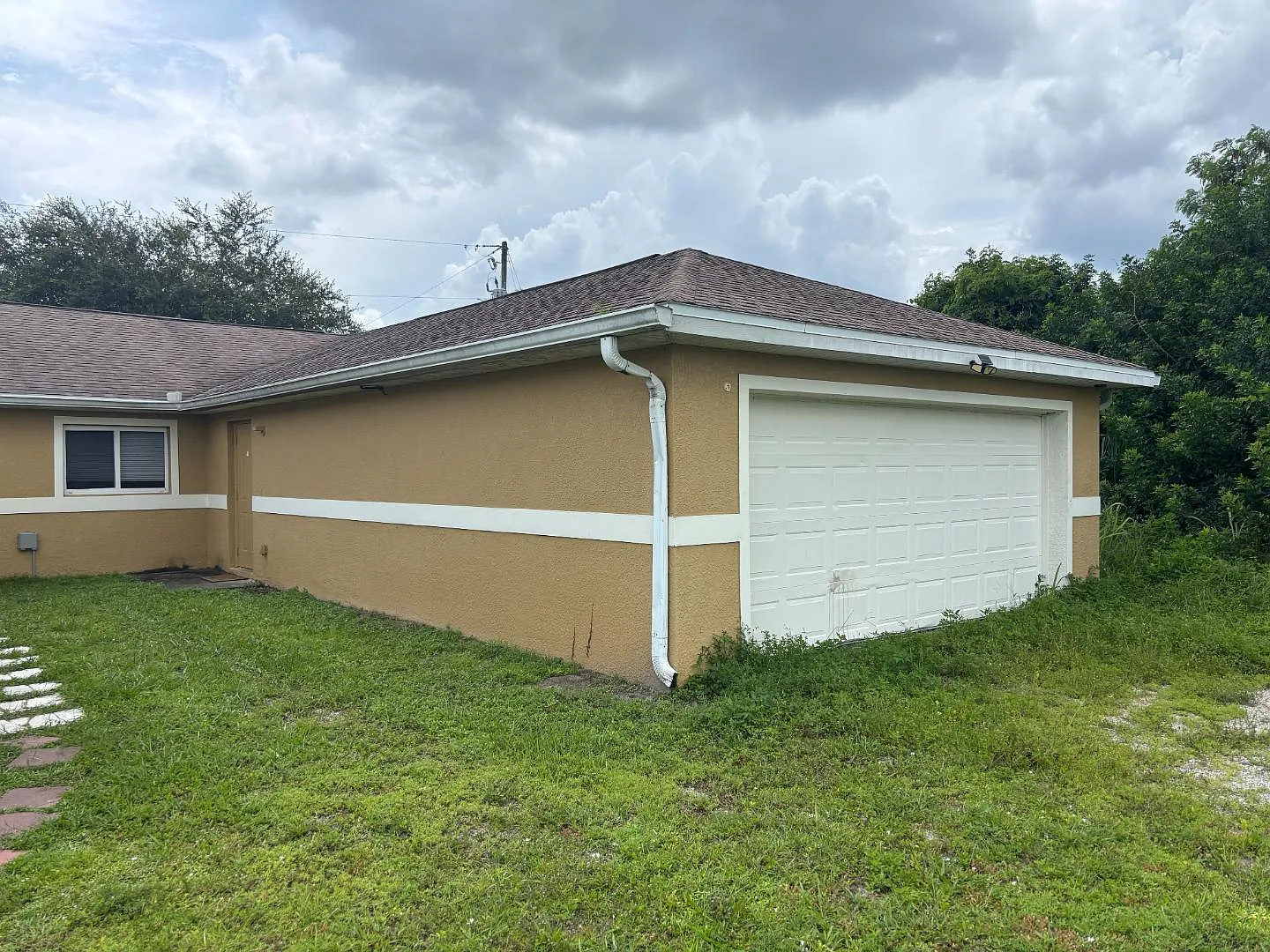 127 John Ave S - 127 John Ave S — Photo 1