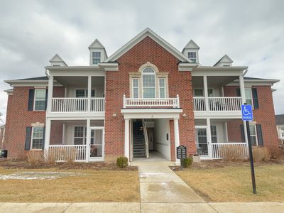 962 W Summerfield Gln, Ann Arbor, MI, 48103