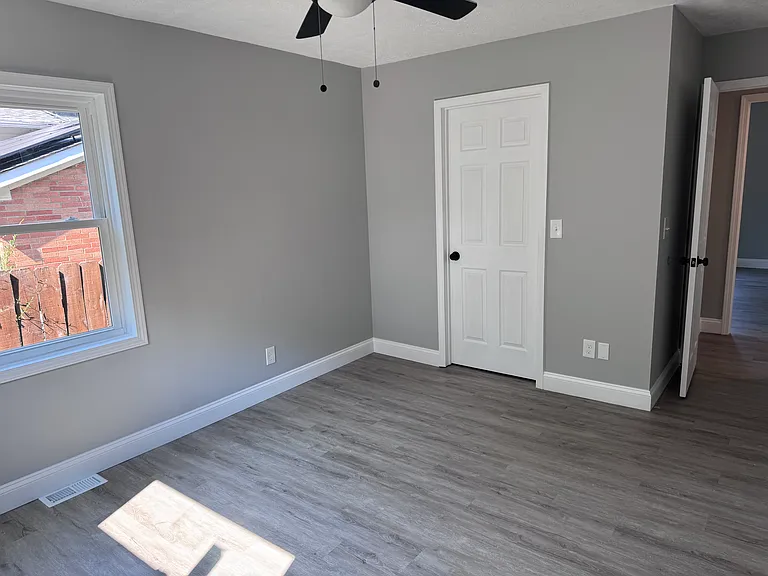 6831 Franke Rd — Photo 9