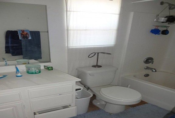 5th image of 26069 Paxton Pl
