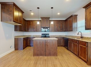 2012 Oliver St, Greenville, TX 75401