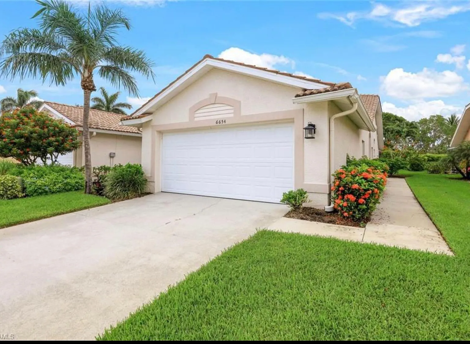 6654 Castlelawn Pl — Photo 2