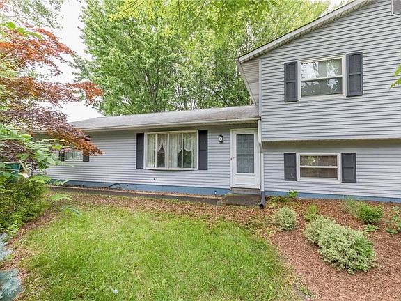 2nd image of 6321 Meadowbrook Dr