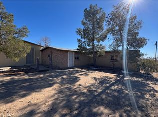 6215 W Kit Dr, Golden Valley, AZ 86413