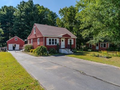 18 Sunset Ave, South Hadley, MA, 01075