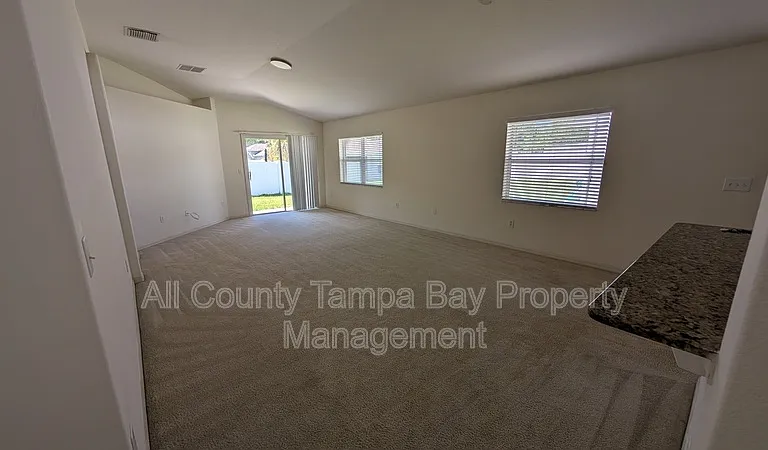 25820 Crippen Dr — Photo 7