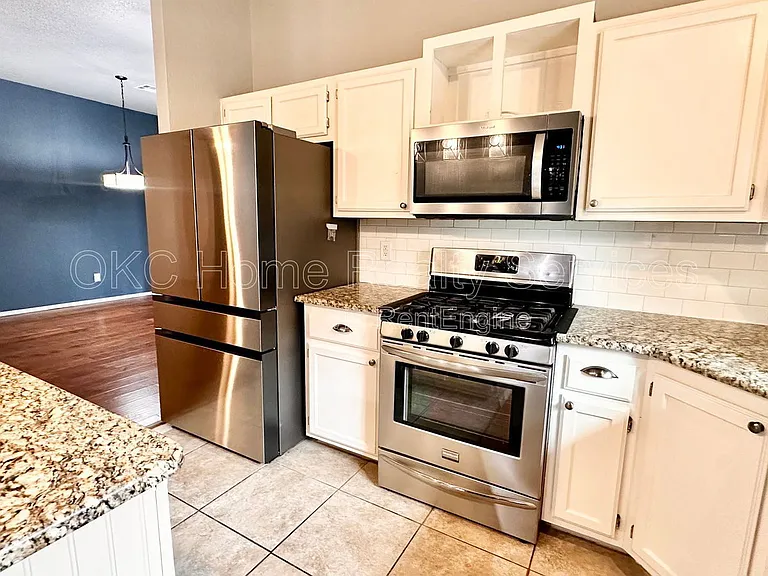 2617 Amy Ct — Photo 10