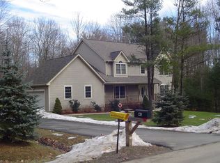48 Leeward Dr, Bloomingburg, NY 12721