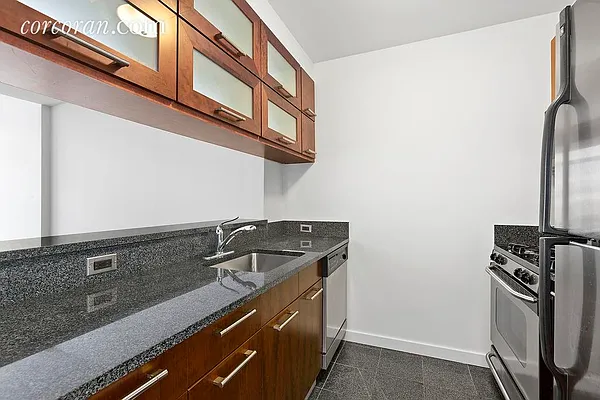 Rented by Corcoran | media 17