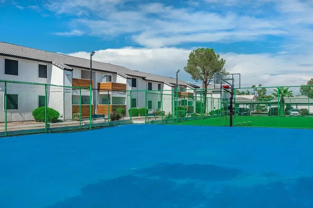 Jolt Apartments — Photo 4