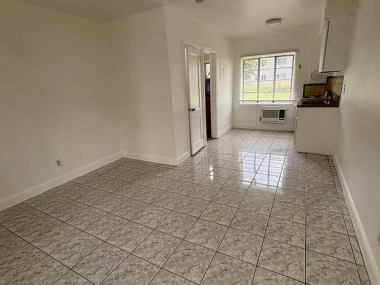 1935 NW Flagler Ter — Photo 1