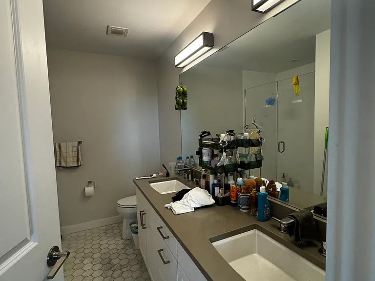 1650 Commonwealth Ave #406 — Photo 5