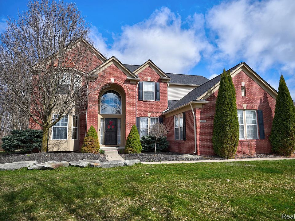 1st image of 6280 Garnet Ln