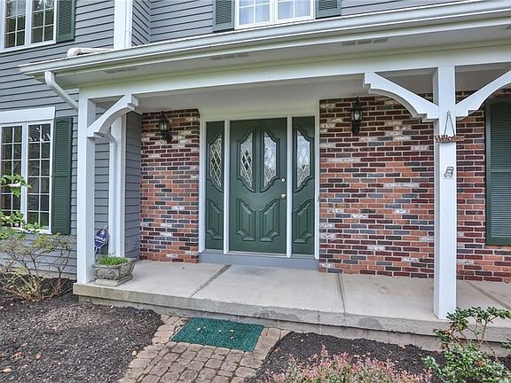 2nd image of 5 Little Acorn Cir