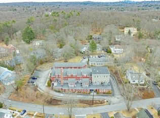 31 Fletcher Ave APT 11, Lexington, MA 02420