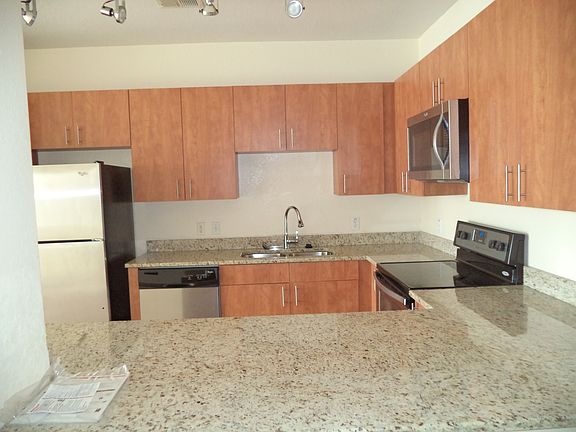 2nd image of 1531 W Lemon St APT 4407
