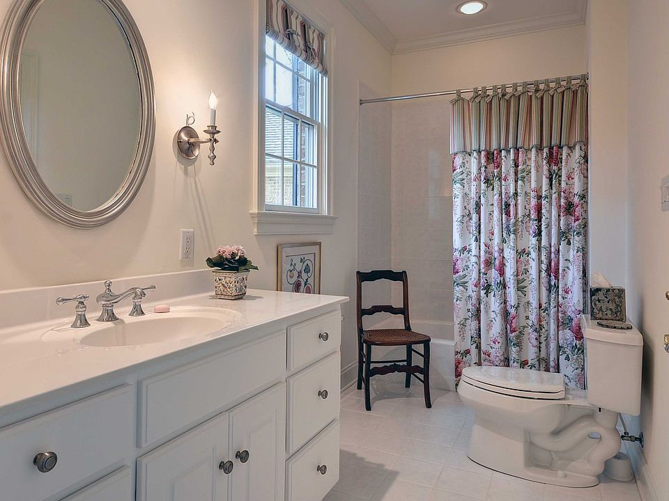 Jack & Jill bath for BR 2