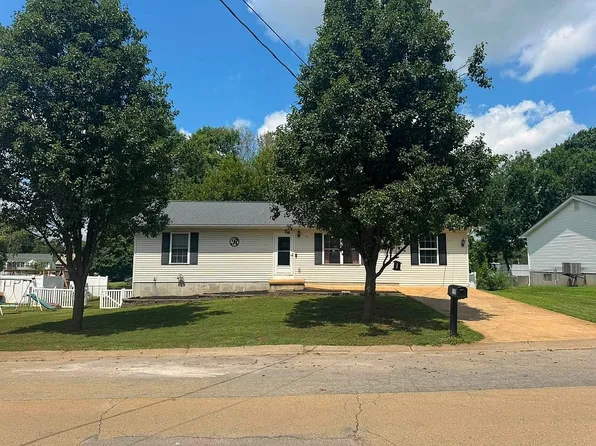110 Edwards Ln, Park Hills, MO 63601