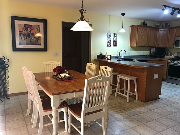 5th image of 1216 Finch Dr