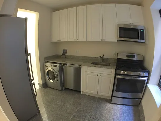 Rented by Newcastle Realty Services | media 9