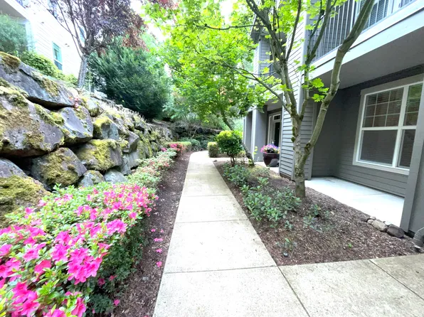 2670 Snowberry Ridge Ct, West Linn, OR 97068