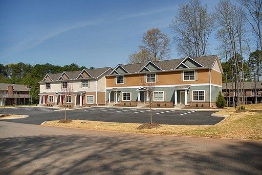 1st image of 657 Rain Forest Dr APT 4