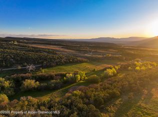 306 County Rd, Parachute, CO 81635