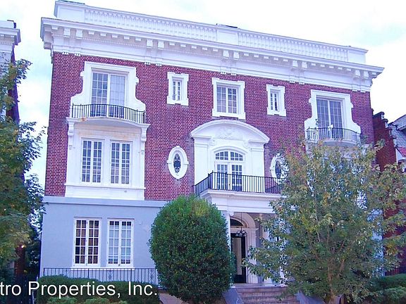 2nd image of 2215 Monument Ave APT 4