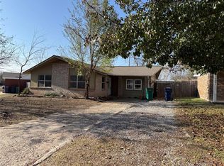 14005 Gateway Dr, Edmond, OK 73013