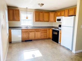 101 Elmhurst Ave #B, Manchester, NH 03103