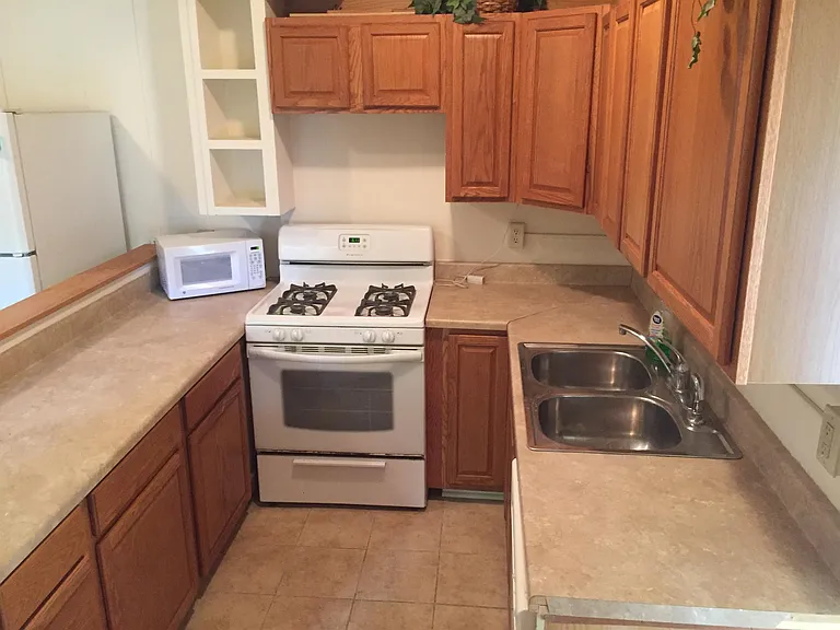 109 Dewitt Pl #2 — Photo 5