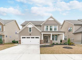712 Culmore Dr, Fuquay Varina, NC 27526