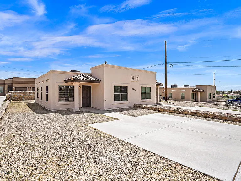 8804 Eclipse St #B — Photo 3