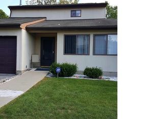 8 Abingdon Mews, Middletown, NY 10940